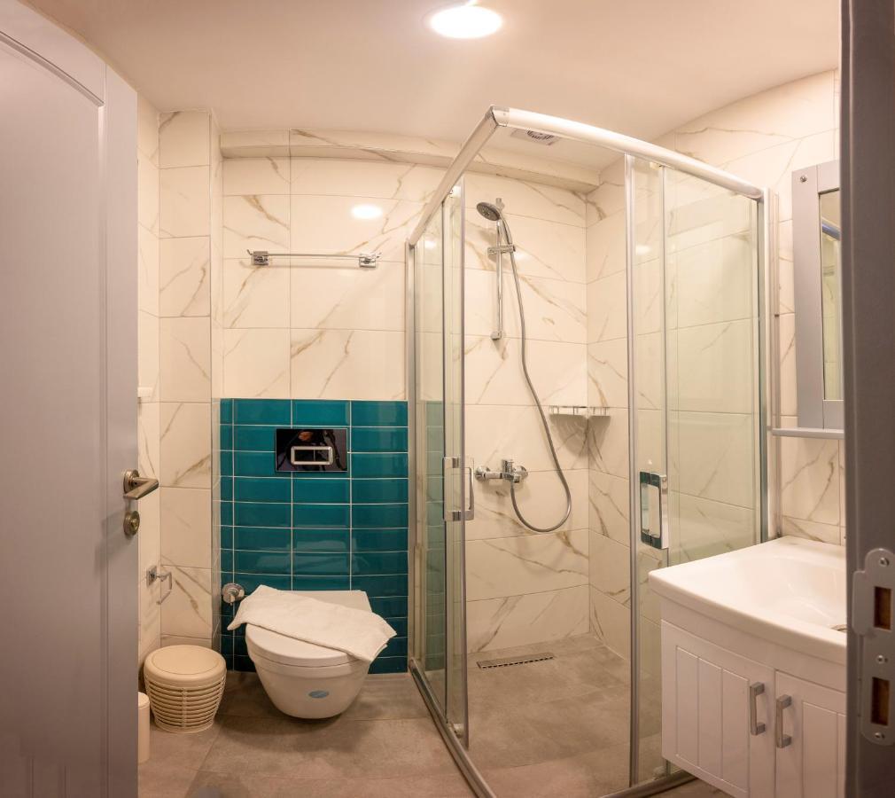 Lynda Hotel Istanbul Bagian luar foto