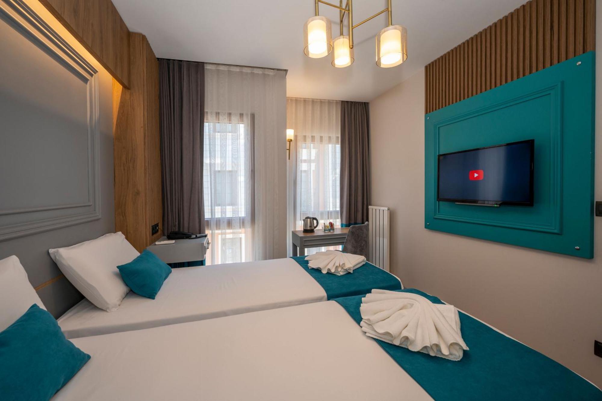Lynda Hotel Istanbul Bagian luar foto