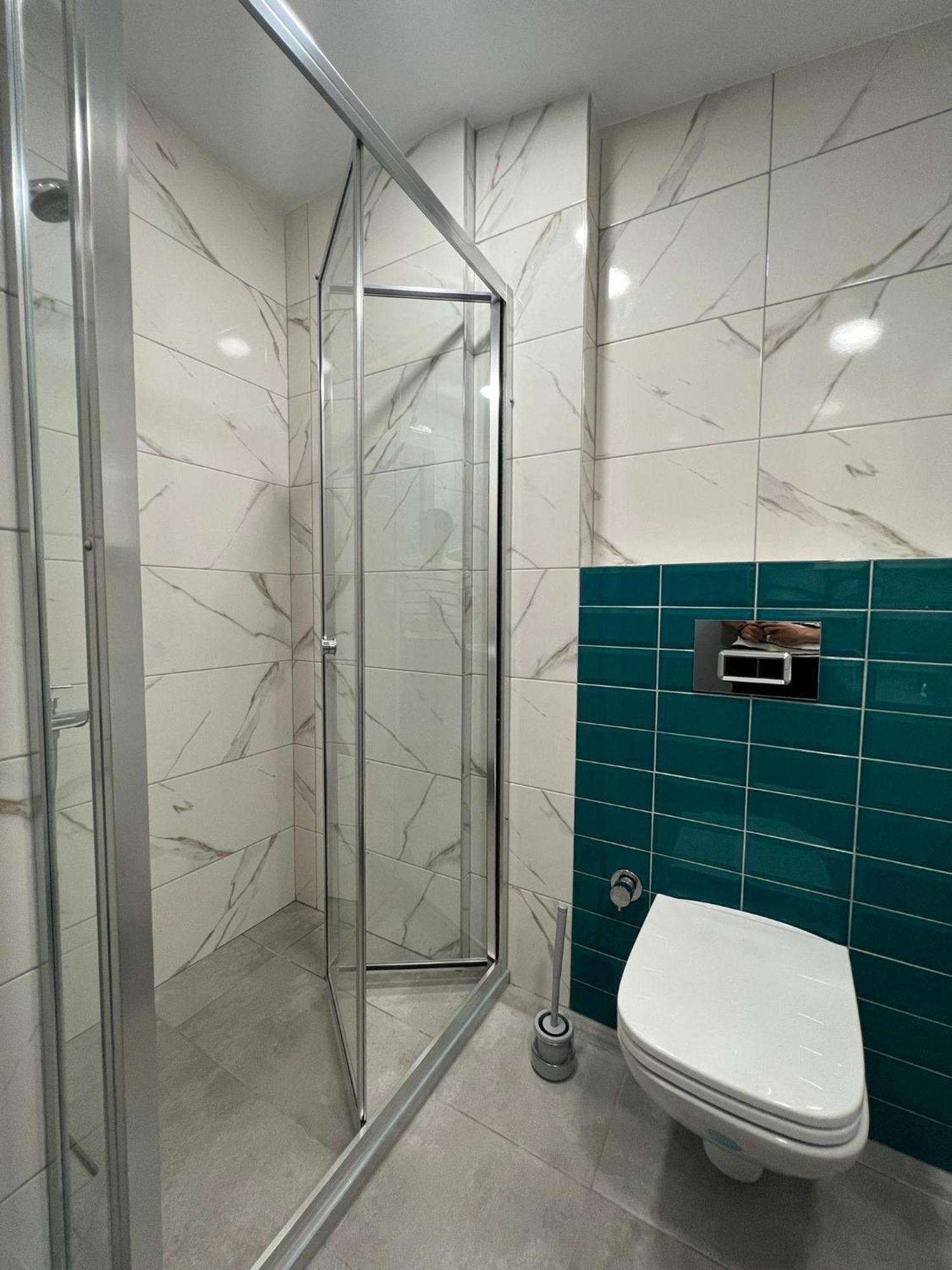 Lynda Hotel Istanbul Bagian luar foto